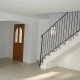 rénovation d'un escalier intérieur et d'une entrée avec porte entrée boir par BELCASTRO.